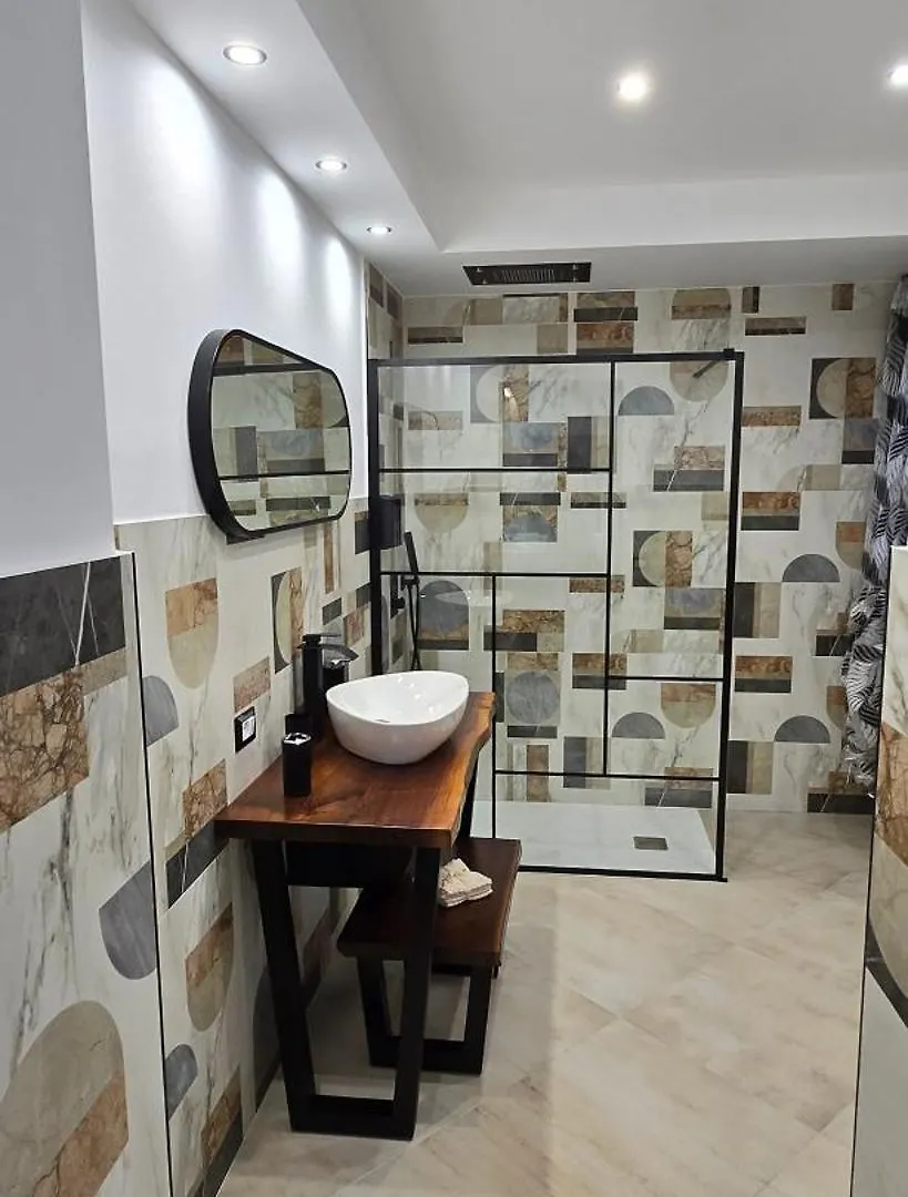 The Moon Suite Palermo Love hotel
